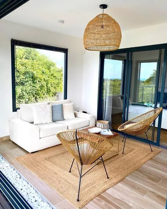 Casa Ferdi 2, Logement Entier Avec Piscine Privee Le Marin