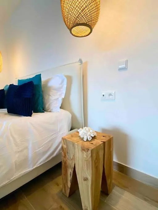 Casa Ferdi 2, Logement Entier Avec Piscine Privee Le Marin Вилла